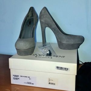 Yves Saint Laurent Palais platform suede pumps